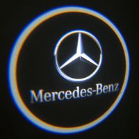 Подсветка в двери с логотипом Mercedes Benz